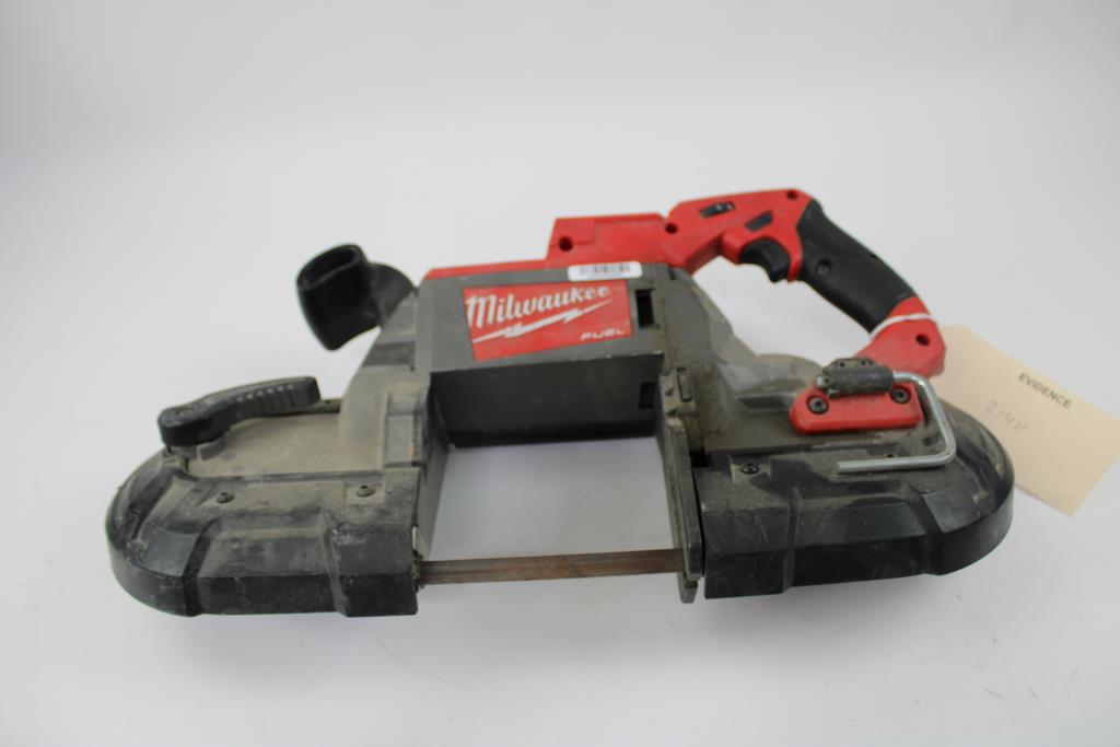 Milwaukee Deep Cut Saw