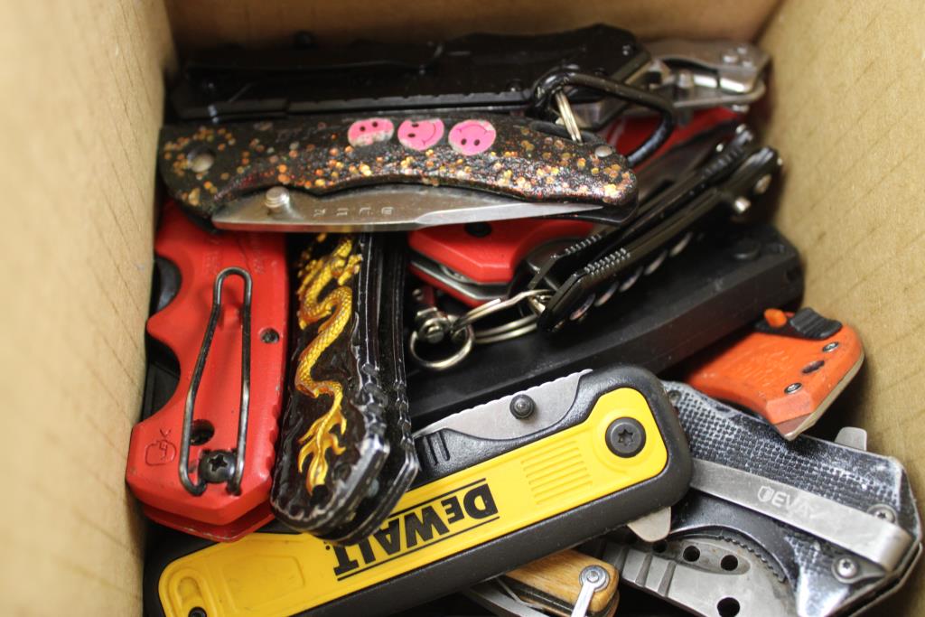 Milwaukee, Dewalt, Pro-Grade, Kershaw & Other Knives 25 Pieces