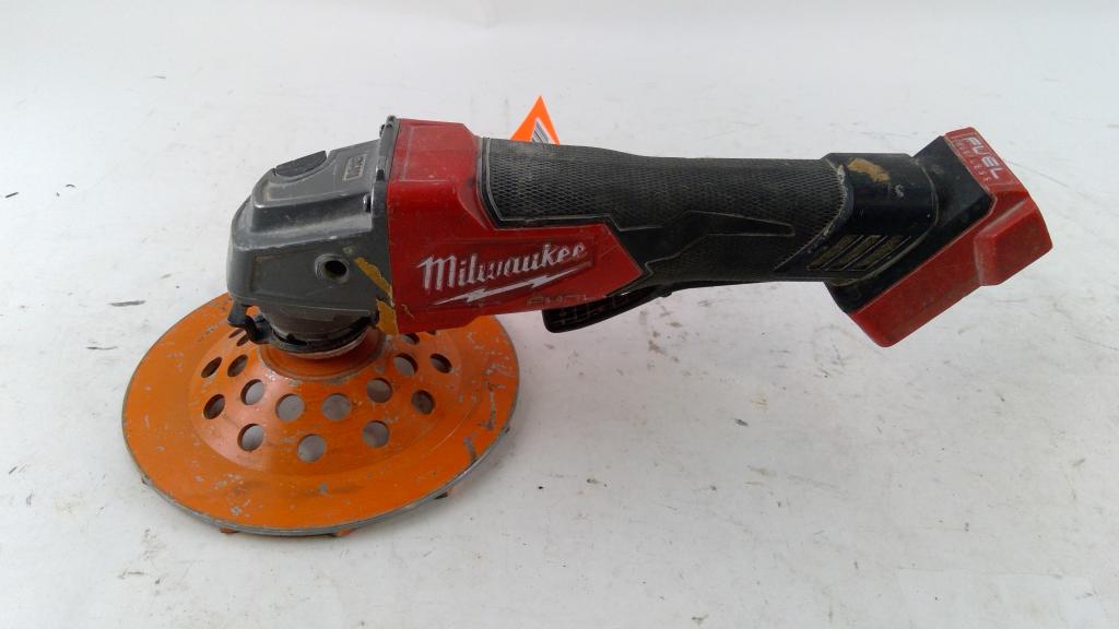 Milwaukee Grinder