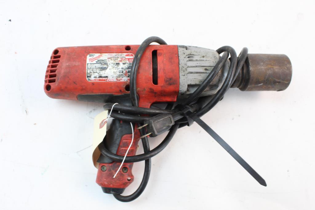 Milwaukee Heavy Duty Impact Wrench Cat. No. 907520 Property Room