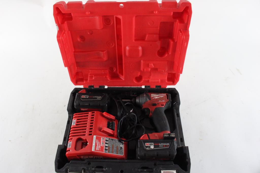 Milwaukee Hydraulic Driver Kit Property Room