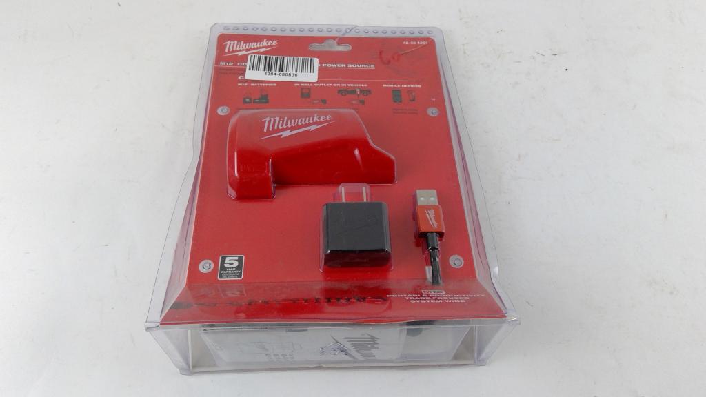 Milwaukee M12 Battery Charger