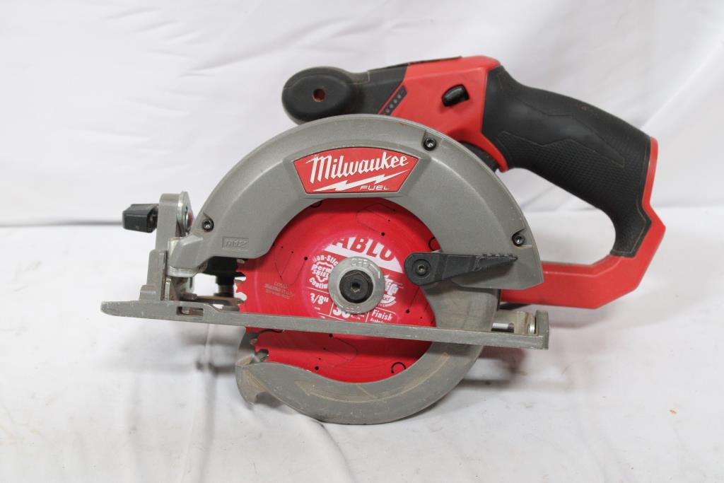 Milwaukee M12 Fuel Circular Saw