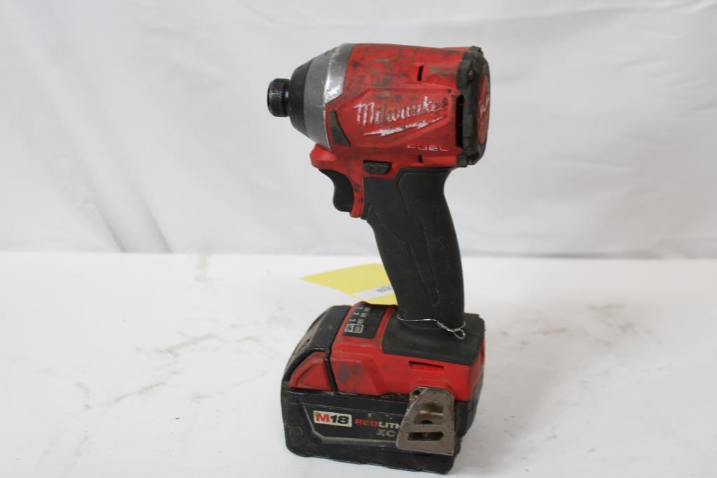 Milwaukee M18 18V Cordless Impact Driver