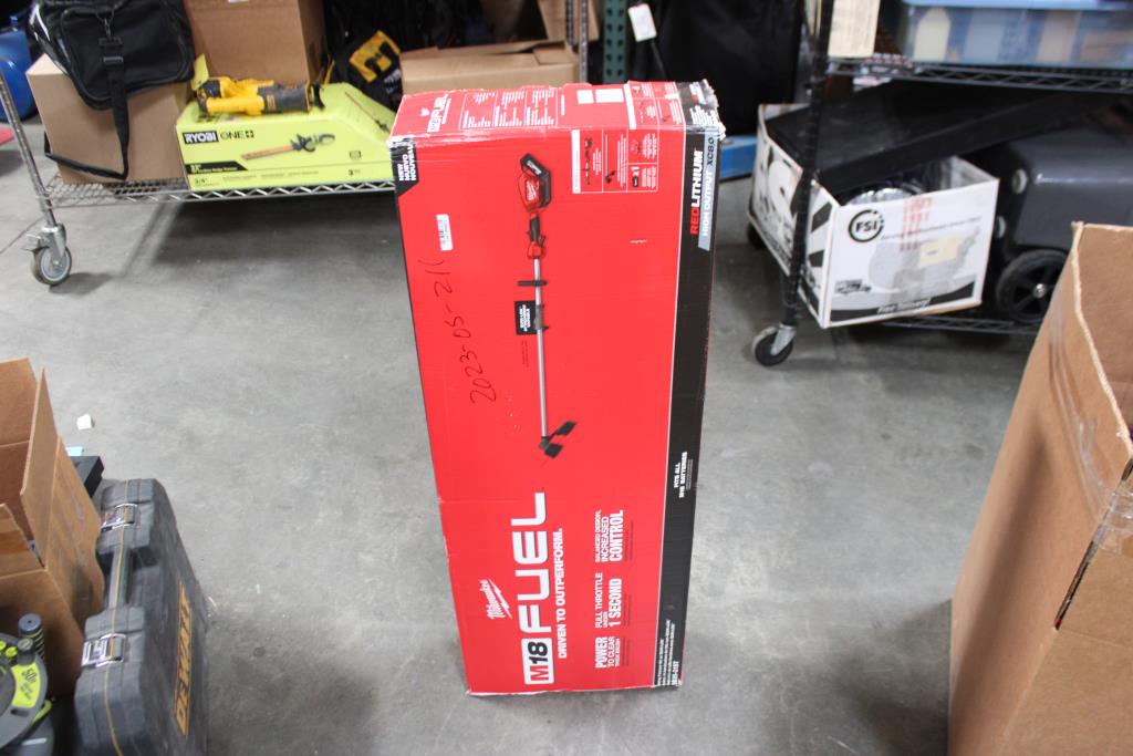 Milwaukee M18 FUEL String Trimmer