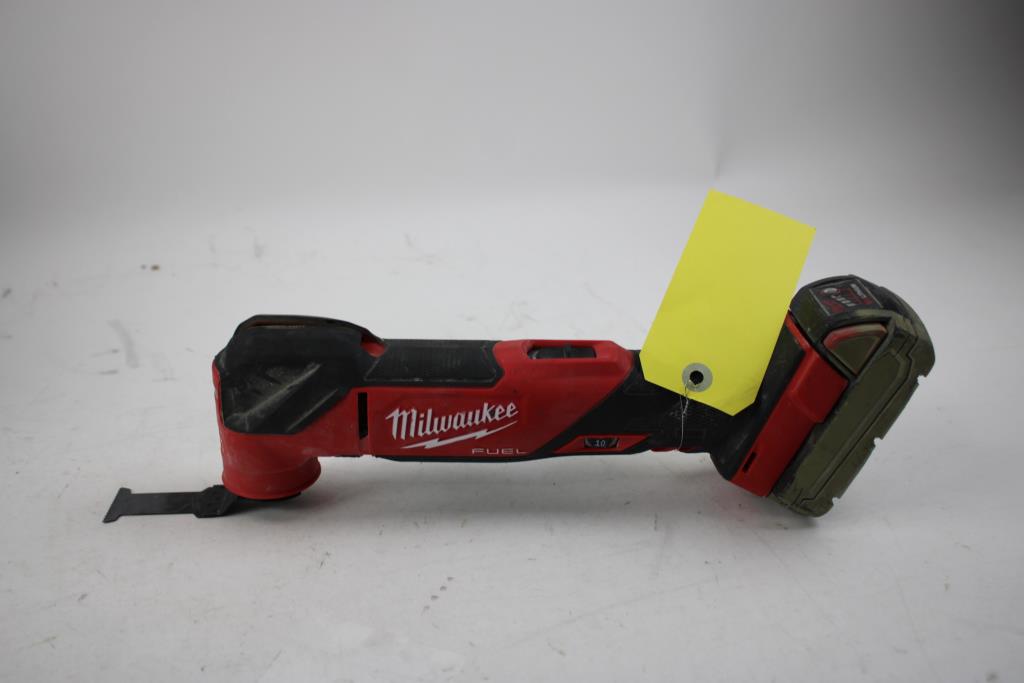Milwaukee Oscillating Multi-Tool