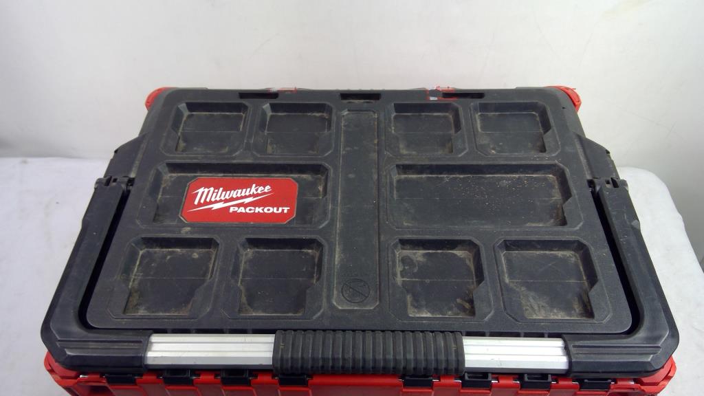 Milwaukee Packout Tool Box
