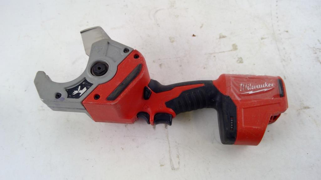 Milwaukee Plastic Pipe Shear
