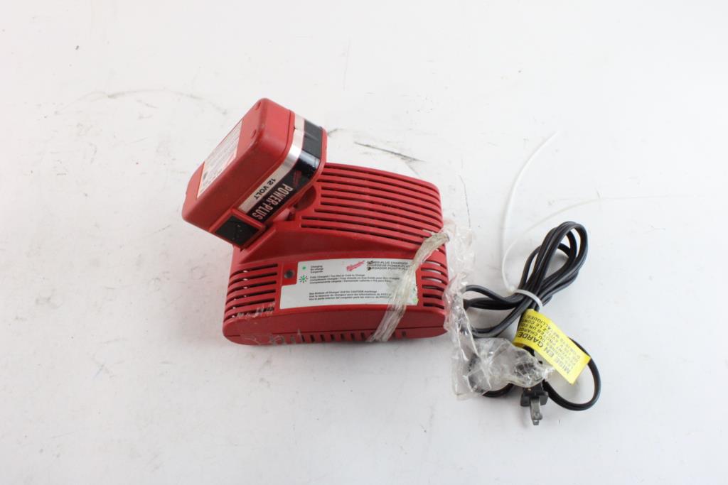 Milwaukee Power Plus Charger & 12V Battery Property Room