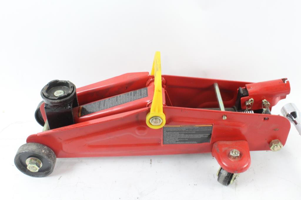 Milwaukee Reciprocating Saw Floor Jack And More Property Room