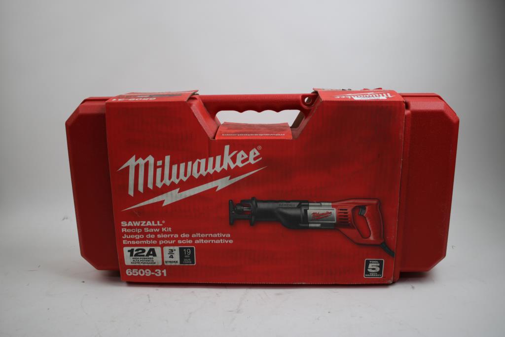 Milwaukee Sawzall Reciprocating Saw Kit