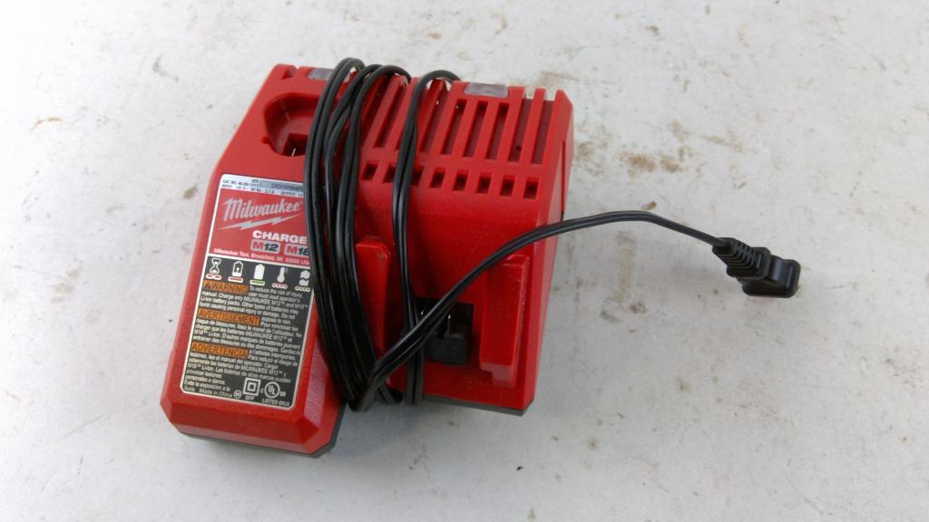 Milwaukee Tool Battery Charger