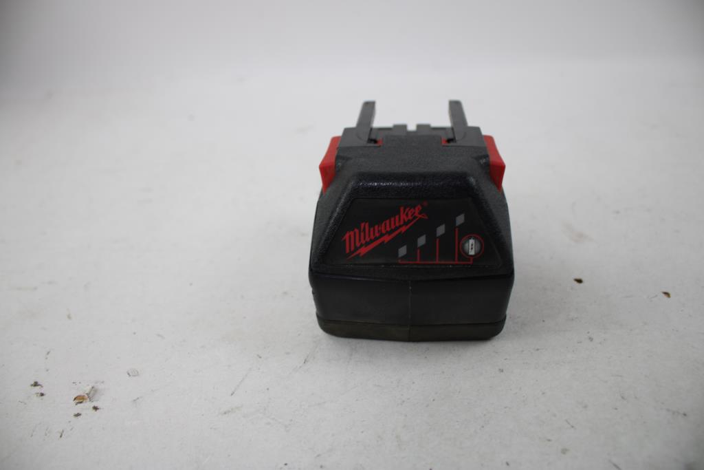 Milwaukee V28 Red Lithium Battery Pack