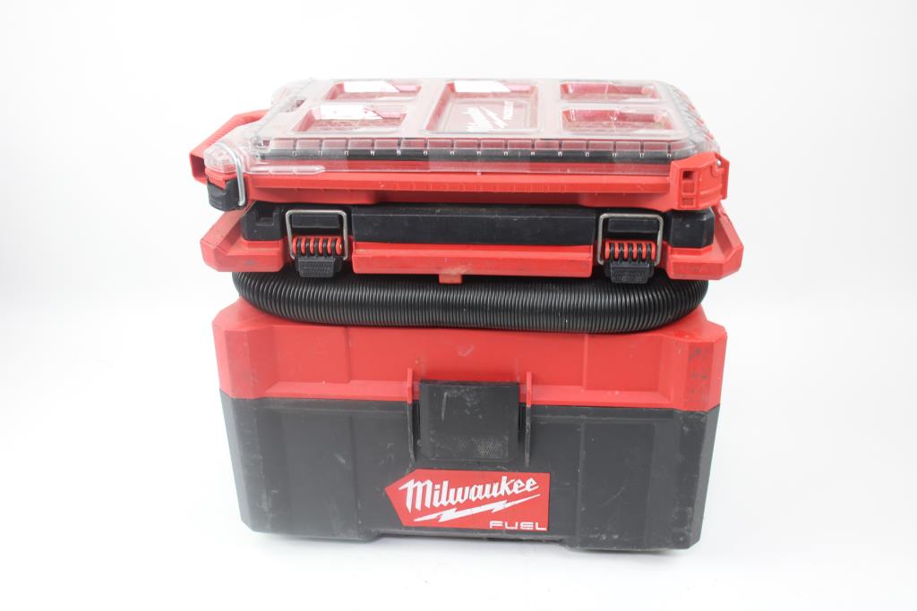 Milwaukee Wet/Dry Vacuum