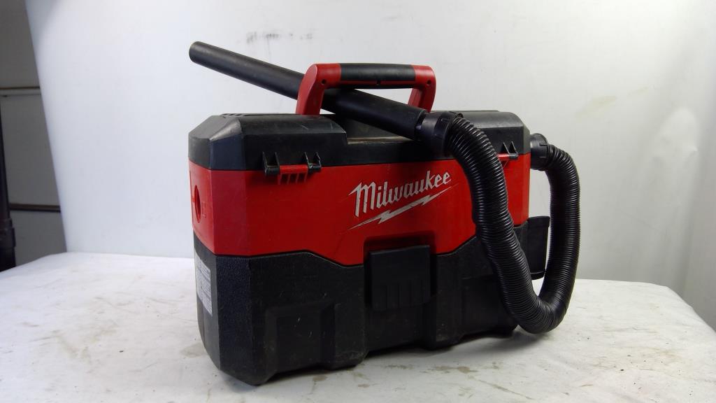 Milwaukee Wet/Dry Vacuum