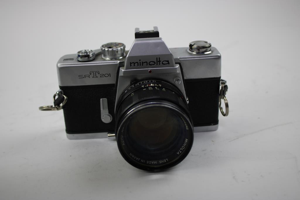 Minotta SRT201 35mm SLR Camera