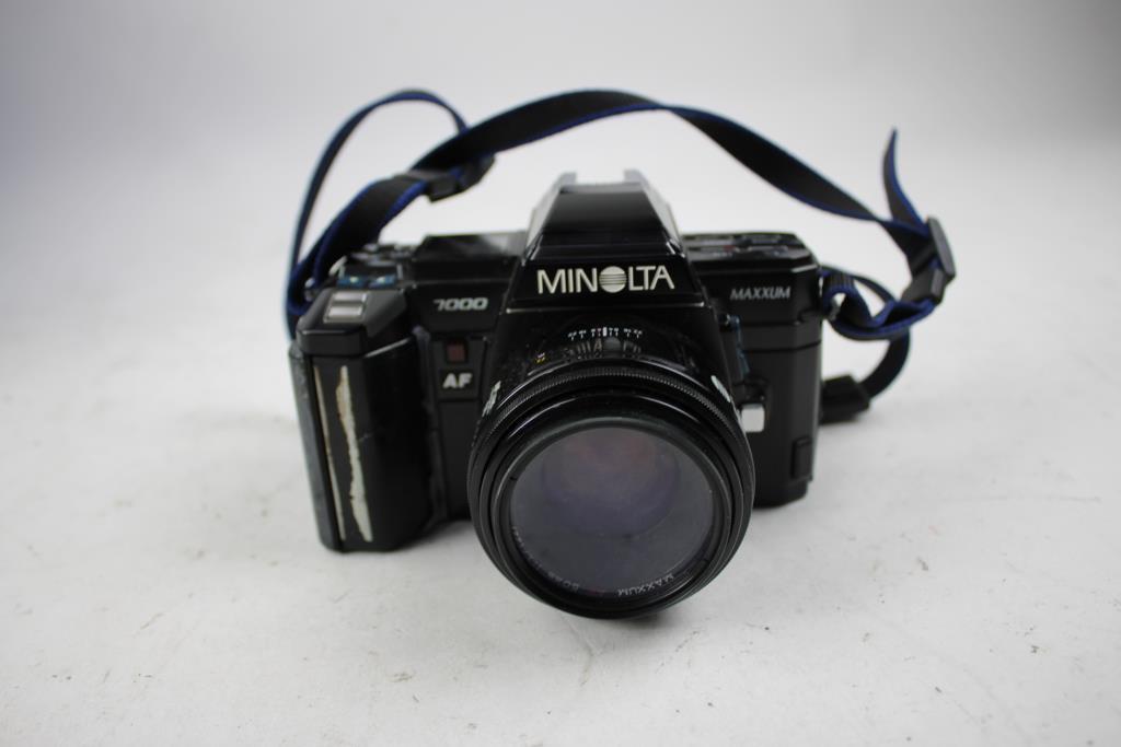 Miolta Maxxum 7000 SLR Film Camera