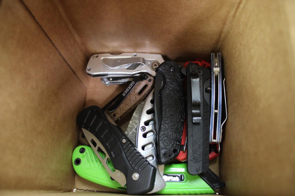 Misc Lot Folding Knives