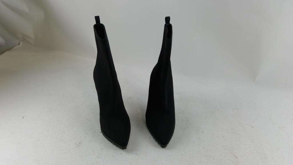 Mix Boots Size 9
