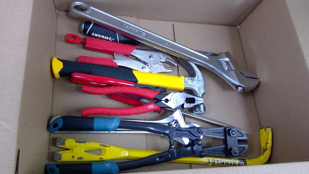 Mix Tool Set, Cutters, Hammer, Adjustable Wrench And More