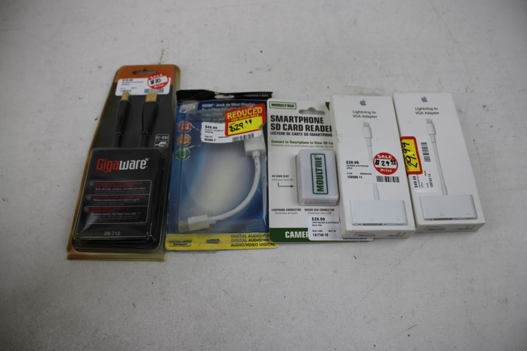 Mixed Adaptors, Smartphone SD Card Reader, And More, 14 Pieces