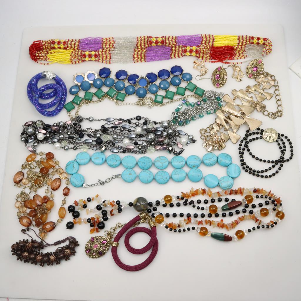 Mixed Fashion Jewelry, 1+ Lbs Property Room
