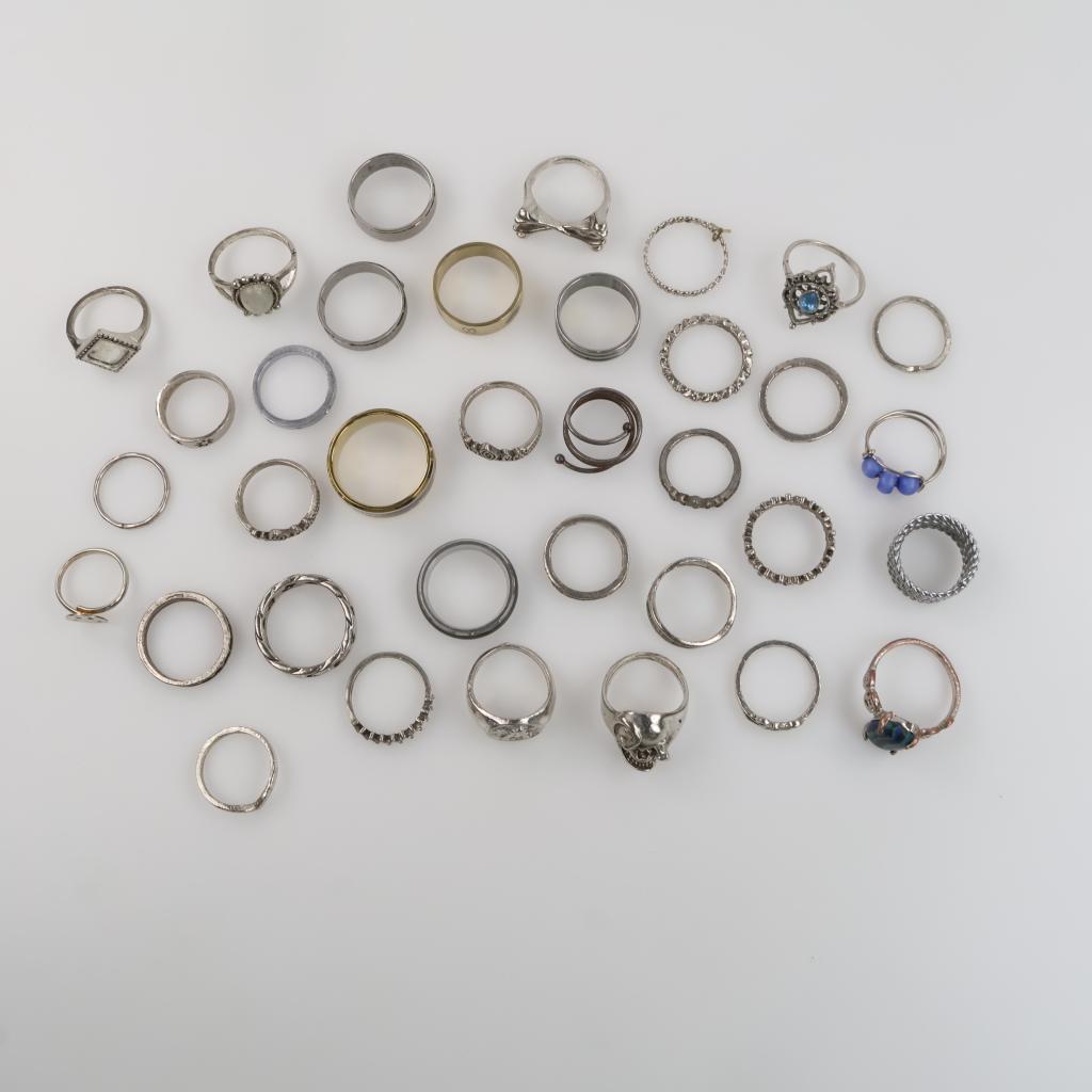 Mixed Fashion Rings, 30+ Pieces