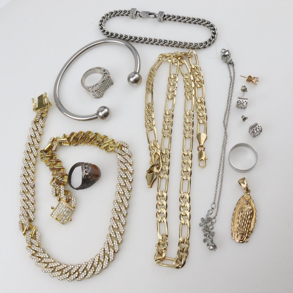 Mixed Jewelry, 10+ Pieces Property Room