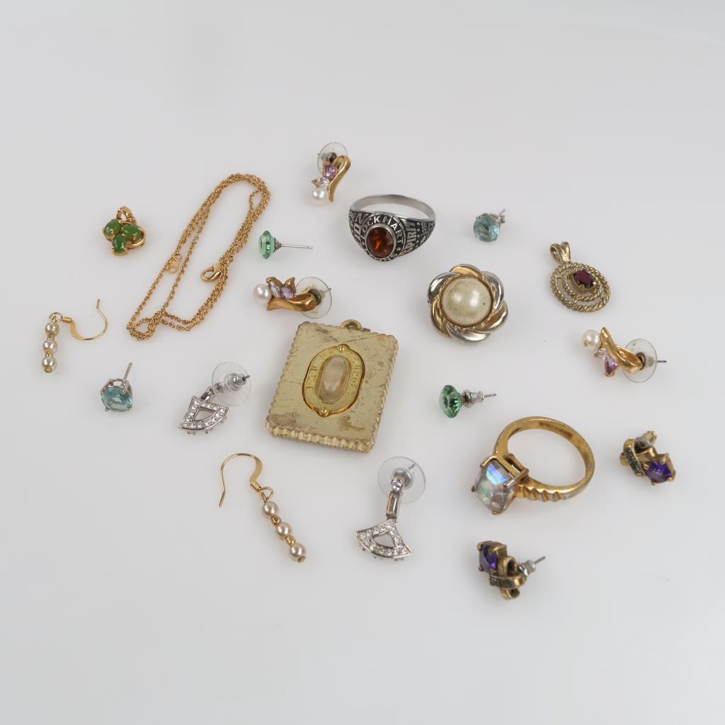 Mixed Jewelry, 10+ Pieces