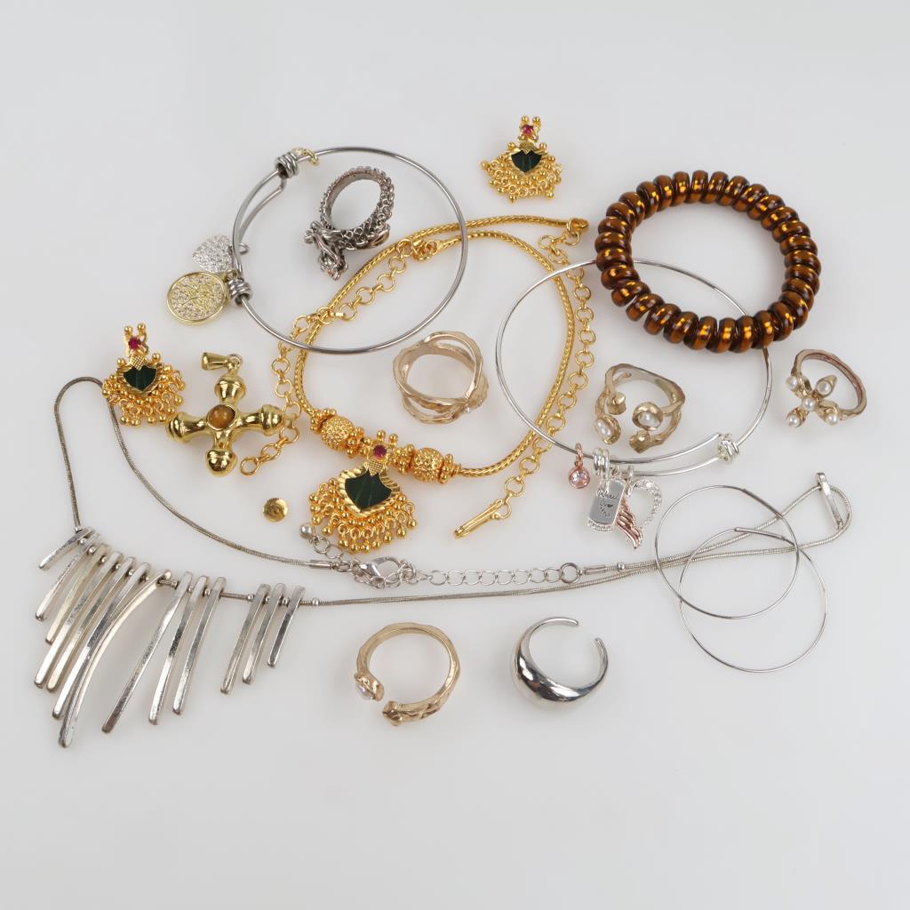 Mixed Jewelry, 11+ Pieces