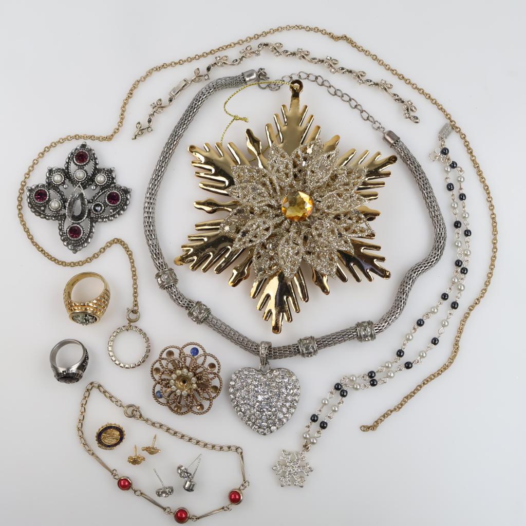 Mixed Jewelry, 12+ Pieces
