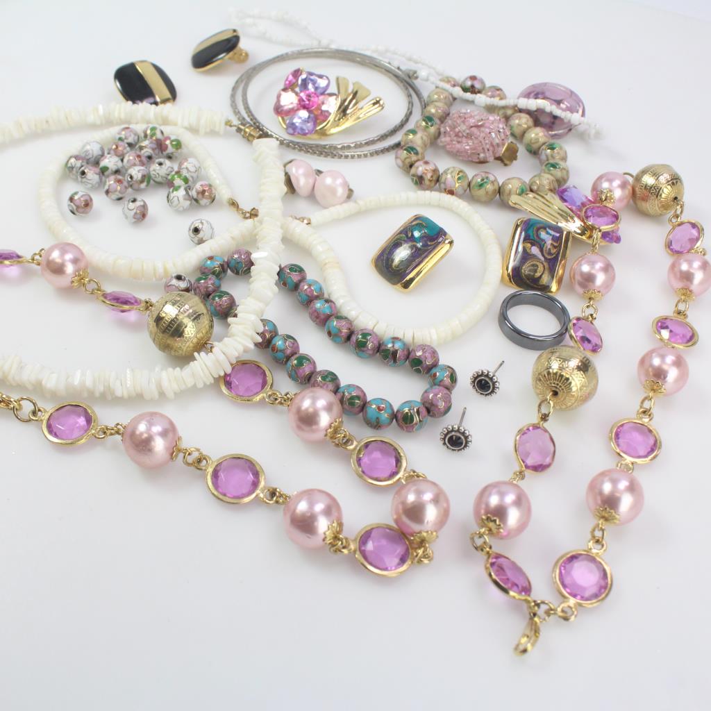 Mixed Jewelry, 12+ Pieces Property Room