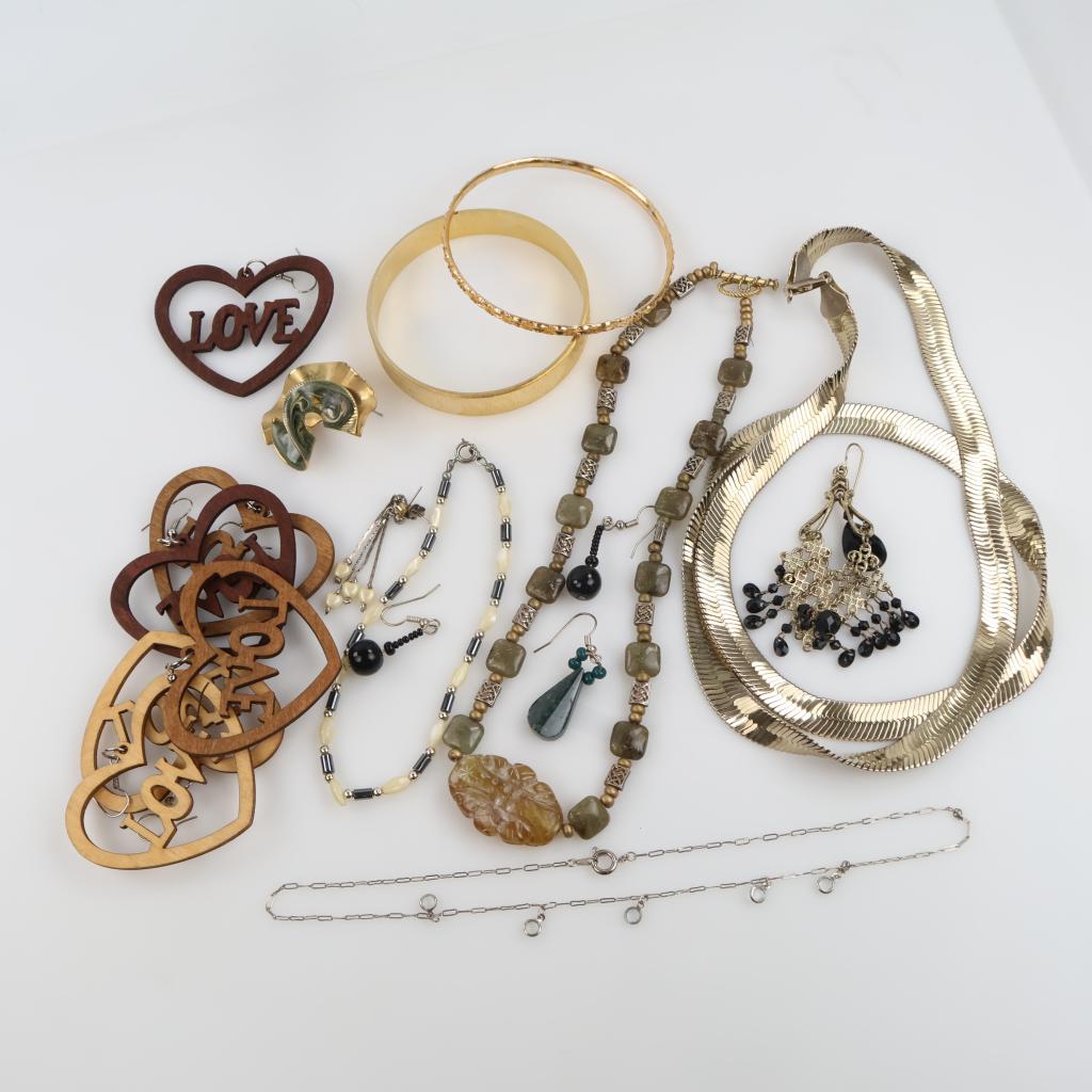 Mixed Jewelry, 12+ Pieces