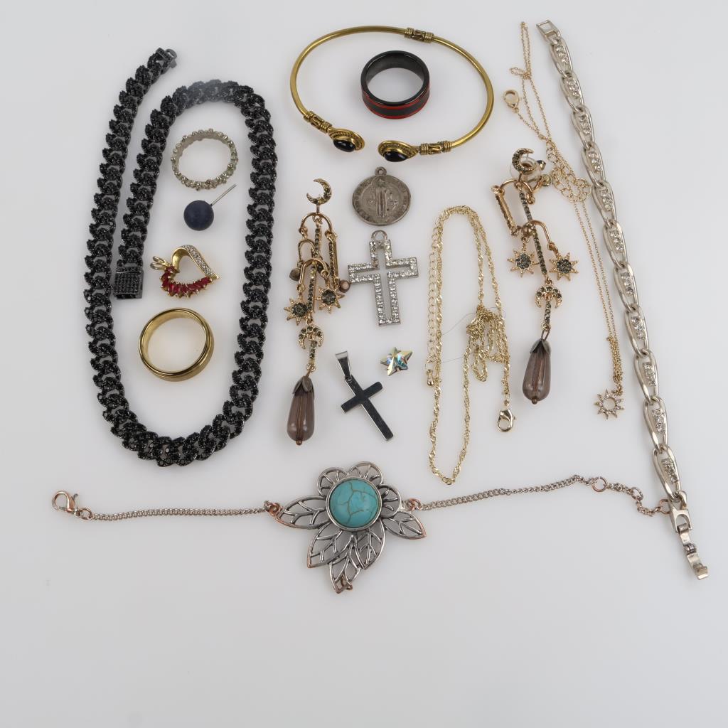 Mixed Jewelry, 12+ Pieces