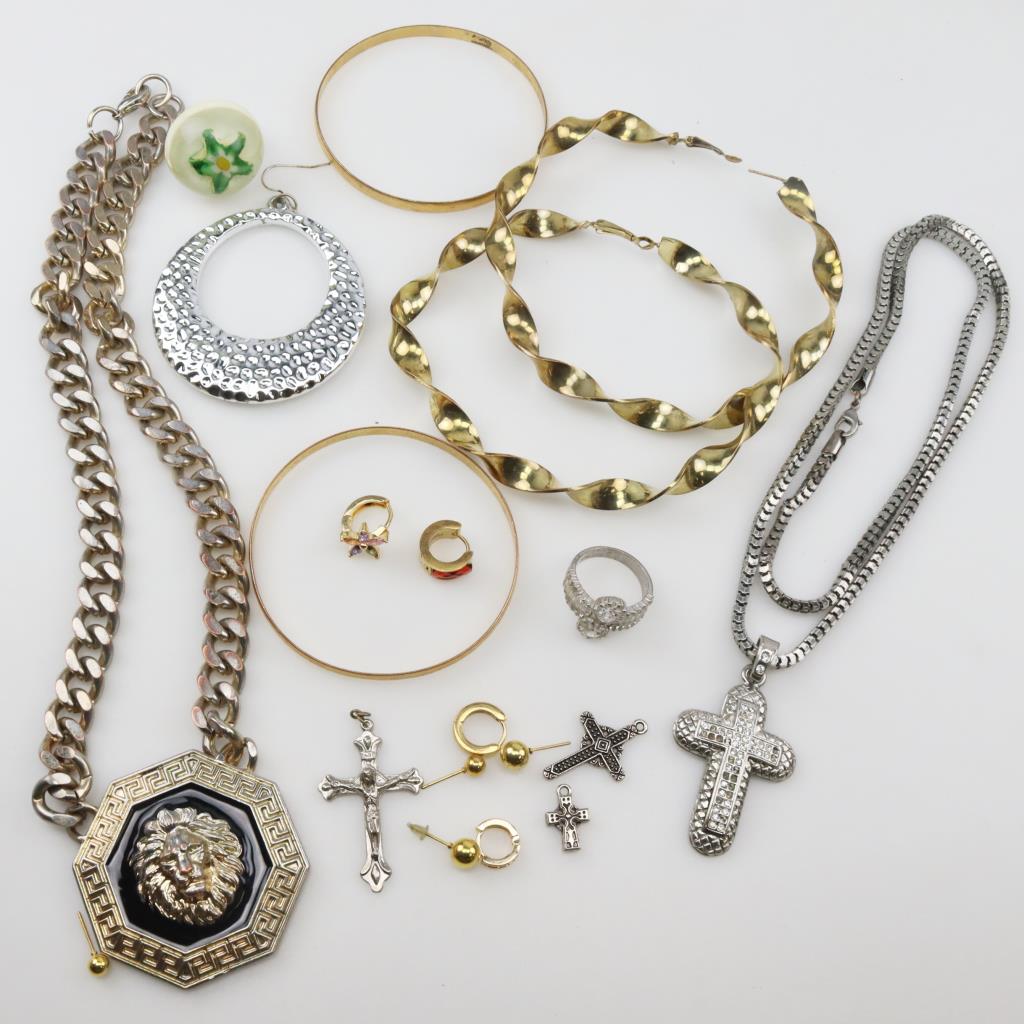 Mixed Jewelry, 13+ Pieces Property Room