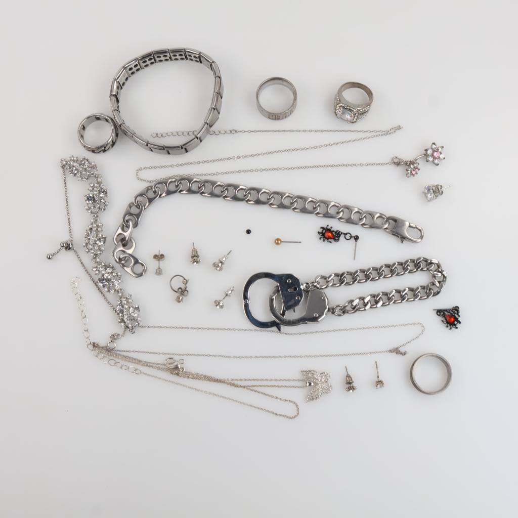 Mixed Jewelry, 14+ Pieces