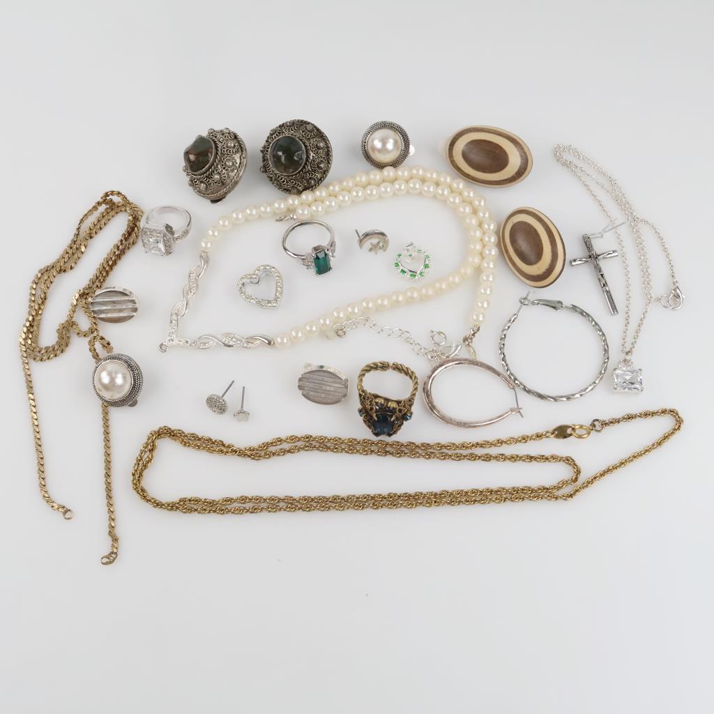 Mixed Jewelry, 14+ Pieces