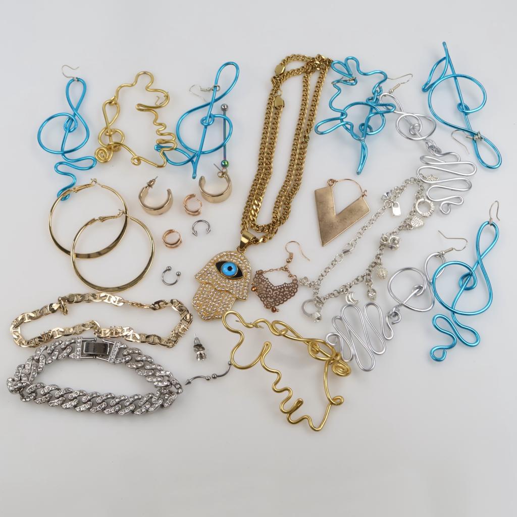 Mixed Jewelry, 15+ Pieces