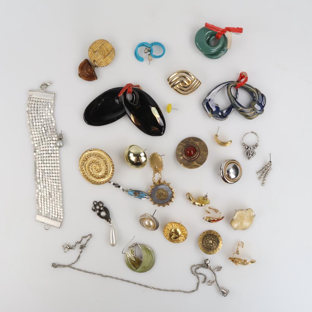 Mixed Jewelry, 15+ Pieces