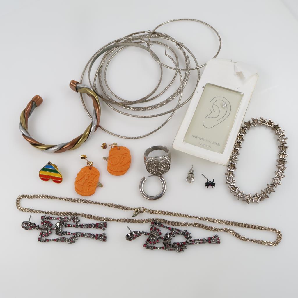 Mixed Jewelry, 15 Pieces