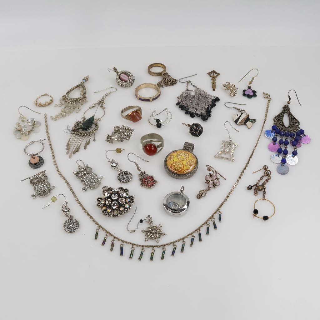 Mixed Jewelry, 16+ Pieces