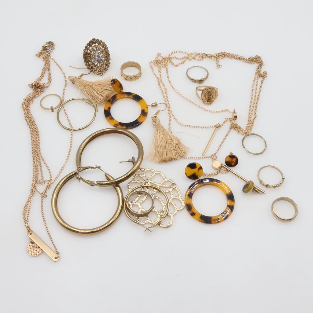 Mixed Jewelry, 16+ Pieces