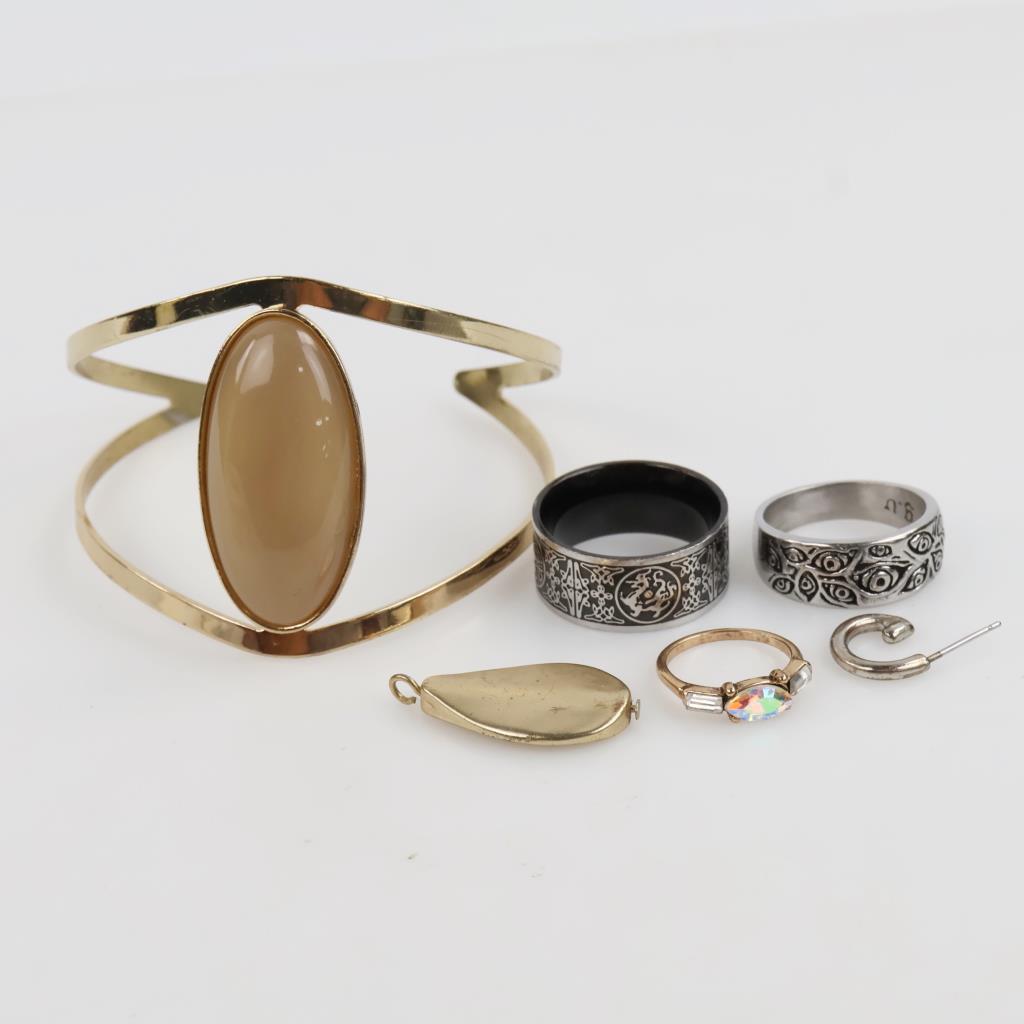 Mixed Jewelry, 4+ Pieces