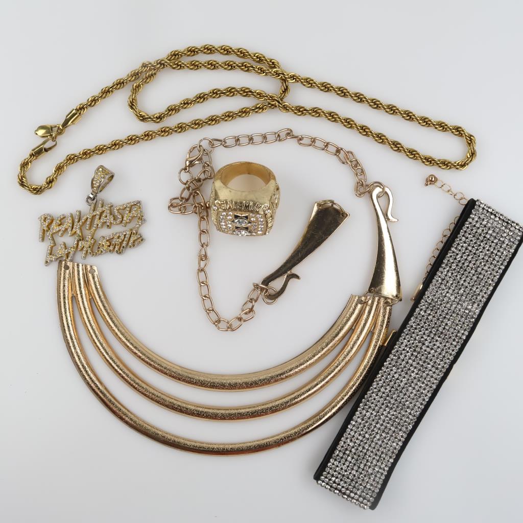 Mixed Jewelry, 5 Pieces