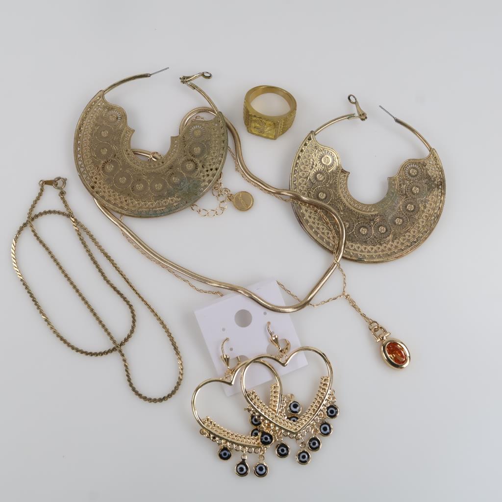 Mixed Jewelry, 5 Pieces