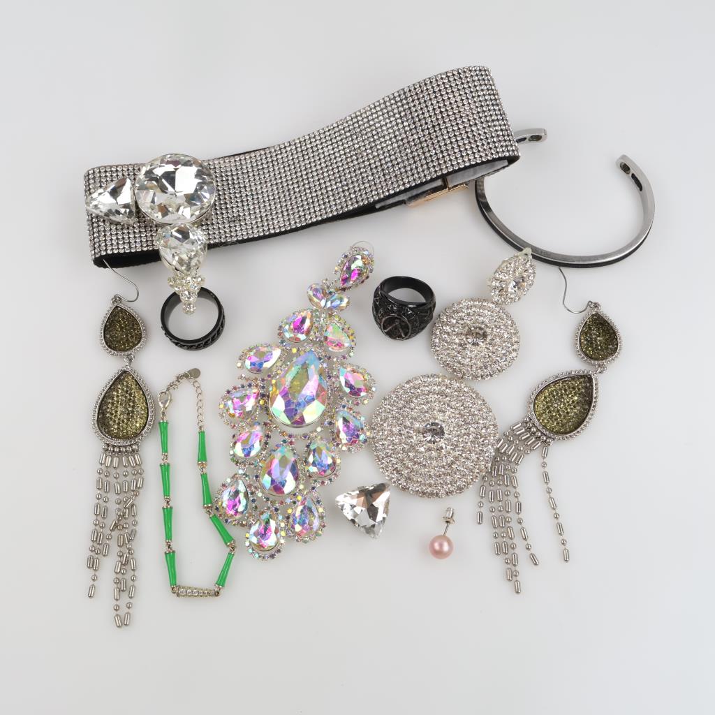 Mixed Jewelry, 6+ Pieces