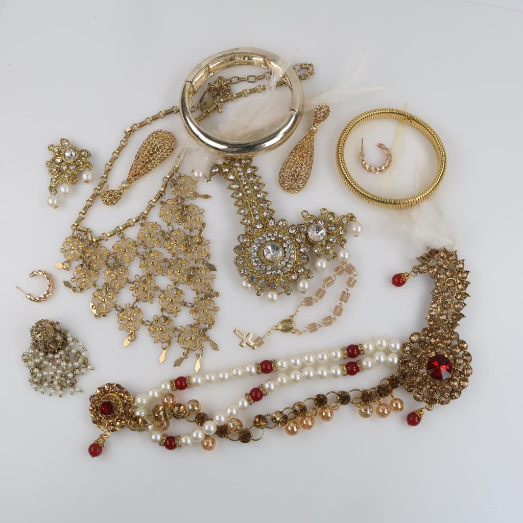 Mixed Jewelry, 6+ Pieces