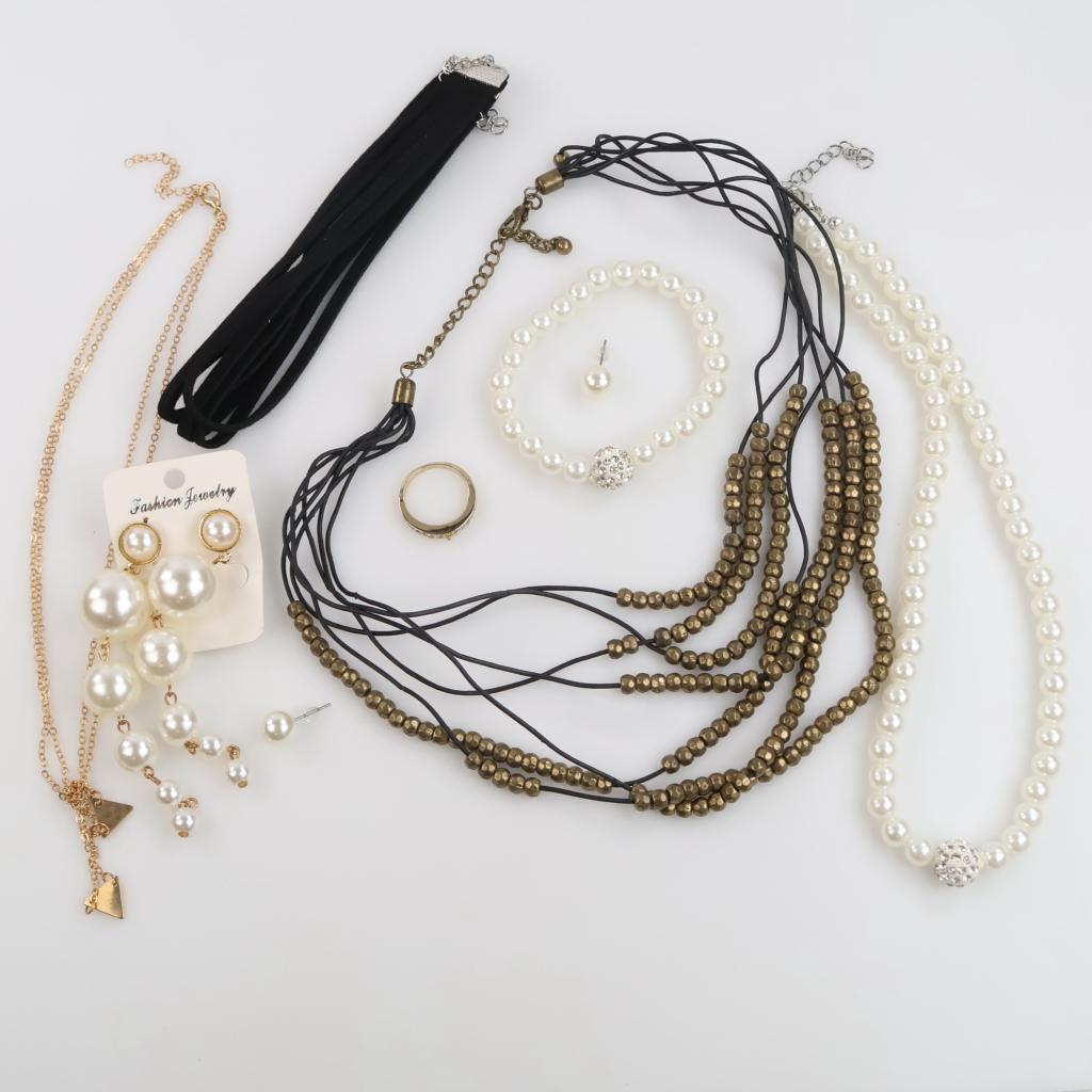 Mixed Jewelry, 7 Pieces
