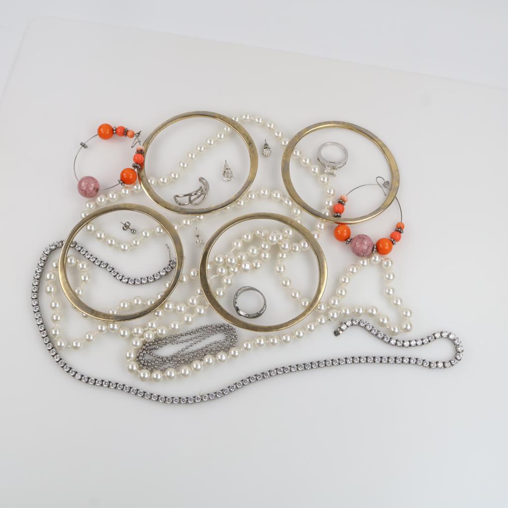 Mixed Jewelry, 8+ Pieces