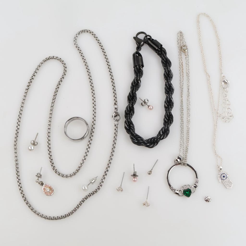 Mixed Jewelry, 8+ Pieces